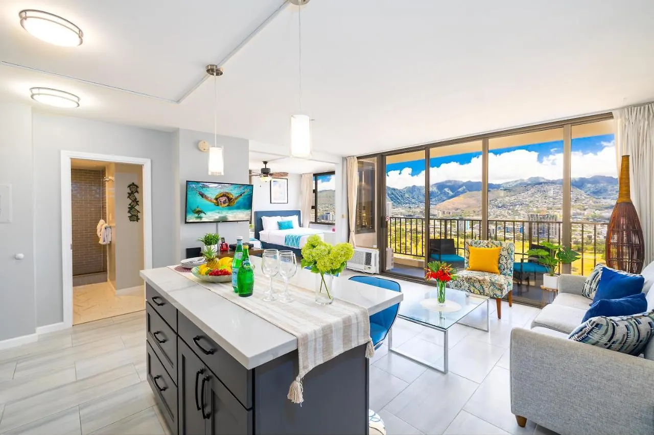 Apartment Tropical Retreat Near Waikiki Beach With Parking Honolulu