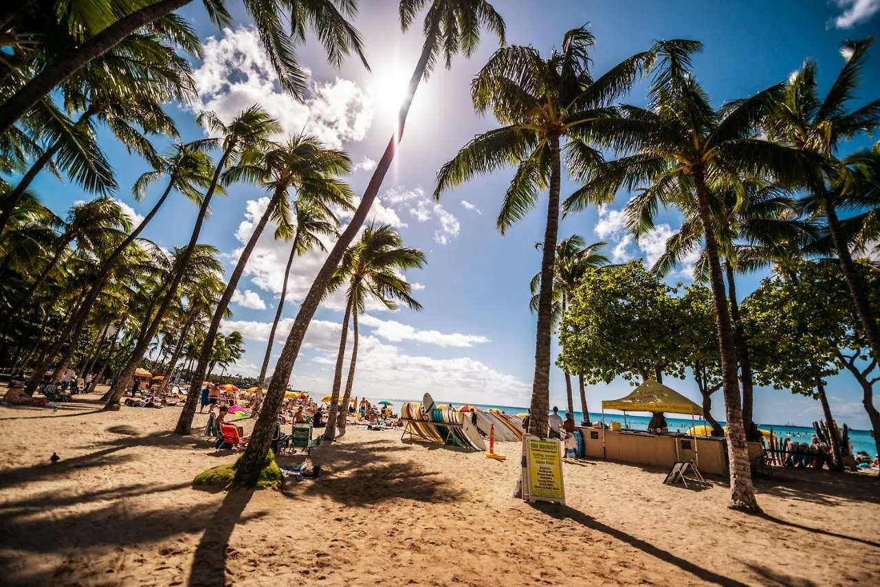 Tropical Retreat Near Waikiki Beach With Parking Honolulu United States