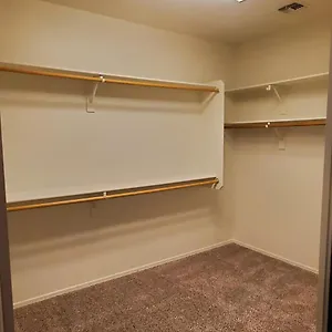 https://phoenix-close-to-airport-and-down-town-ii.hotelsofphoenix.com