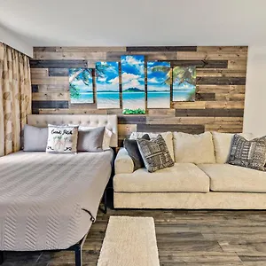  Apartment Inviting Waikiki Grand One Block To Beach!