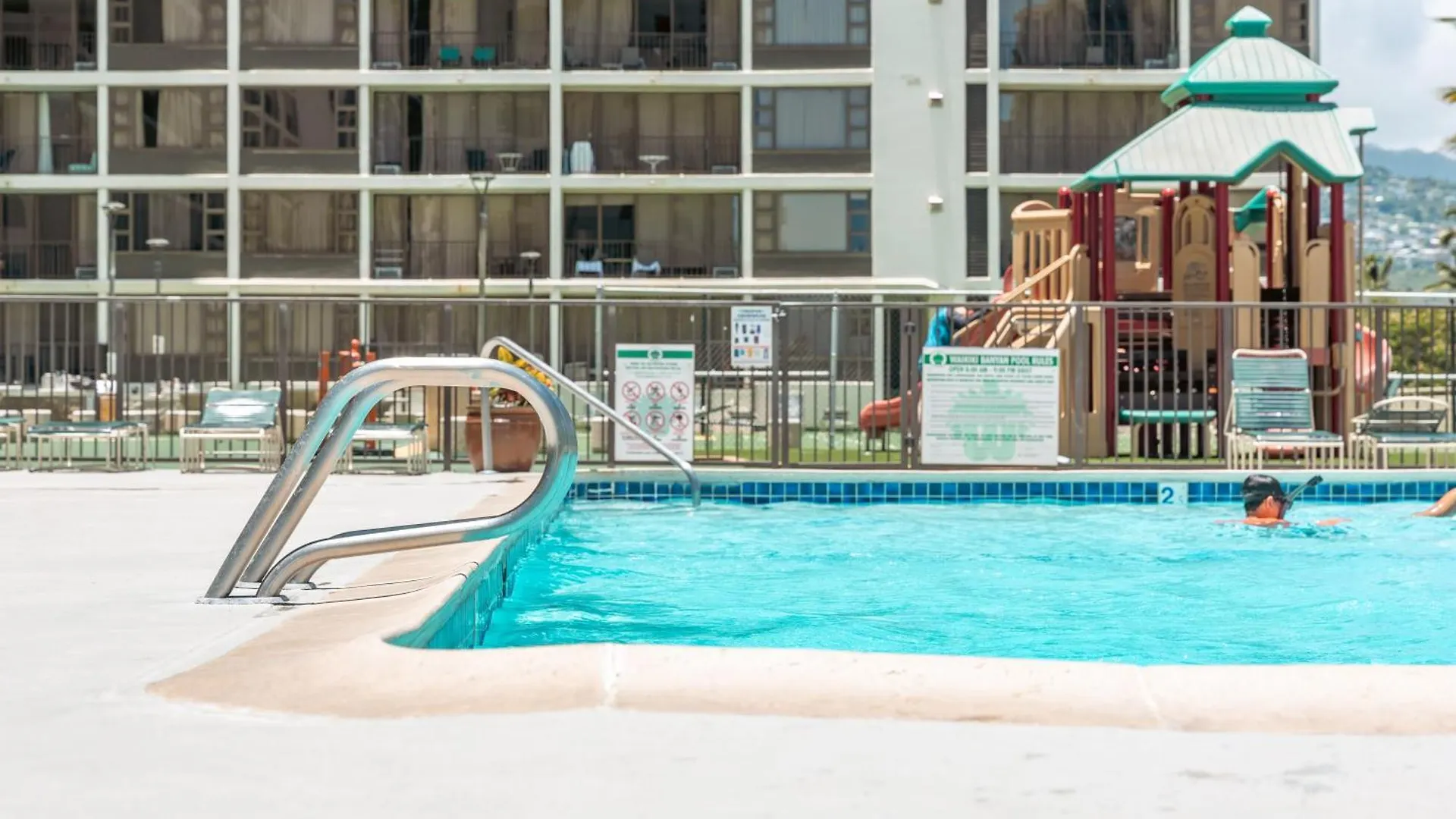 Tropical Retreat Near Waikiki Beach With Parking Honolulu 0*,  United States